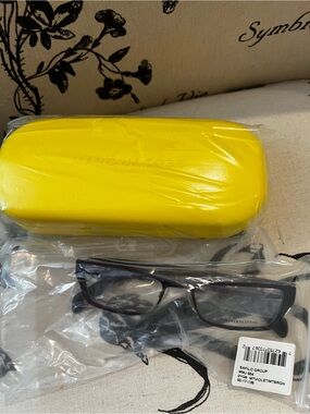 Marc Jacobs Yellow Hard Sunglasses Case with Black Frames